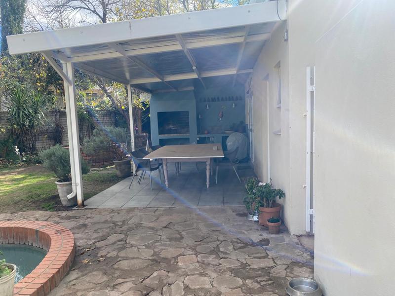 4 Bedroom Property for Sale in Top Town Eastern Cape